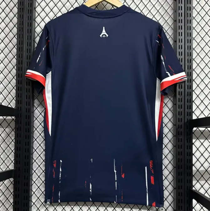 Maillots d'entraînement PSG bleu et rouge, édition spéciale 2024-2025